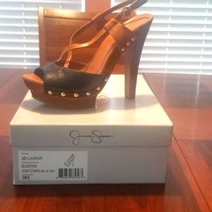 Black/Tan heels size 9- Jessica Simpson